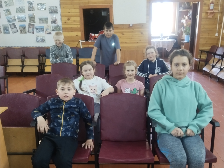 8 апреля в стенах ДК с. Молодовск развернулась настоящая космическая одиссея, посвящённая Дню космонавтики! 