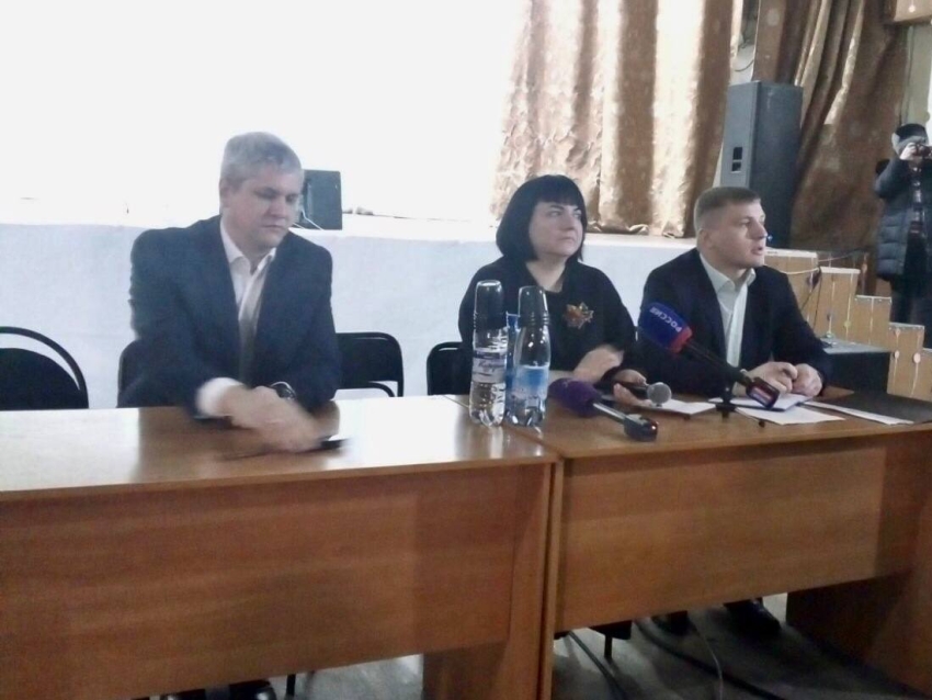 Министр здравоохранения Забайкальского края  Оксана Немакина побывала с рабочим визитом в п.Горный и п.Дровяная 