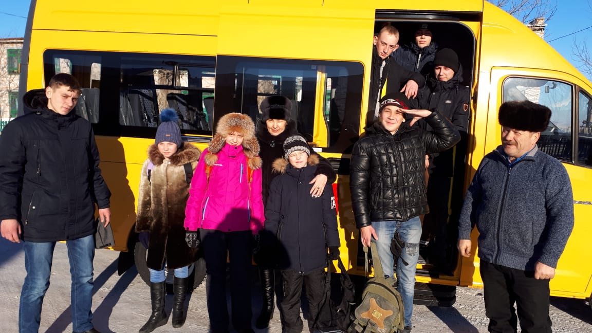 автобусы 4 школа. автобусы 4 школа. автопарк школьных автобусов. автобусы 4 школа. школьный автобус ростовская область.