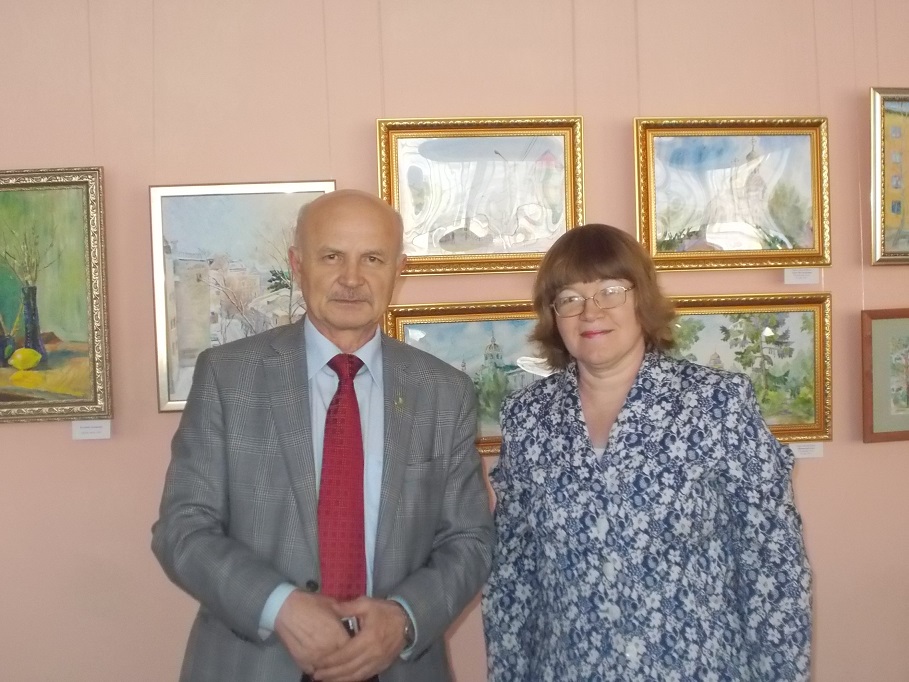 Выставка картин «Оттенки вдохновения» открылась в библиотеке имени Г.Р.Граубина