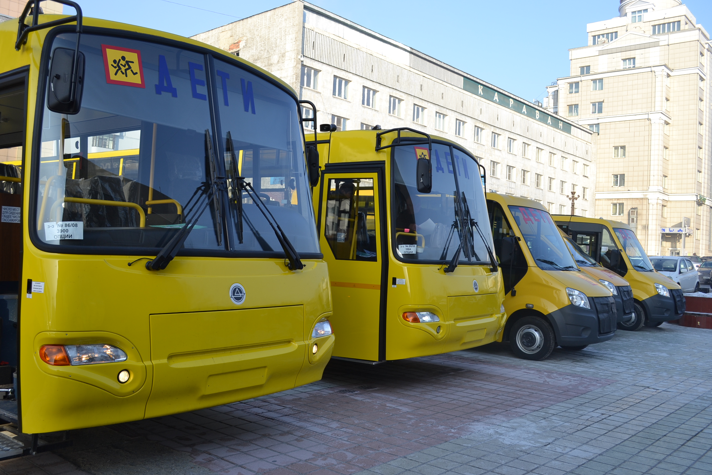 56 новых школьных автобусов получит Забайкальский край в этом году