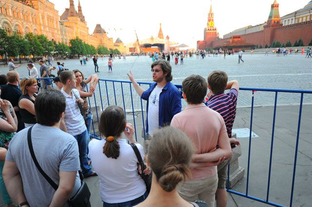 Гидам с иностранным гражданством могут запретить работать в РФ