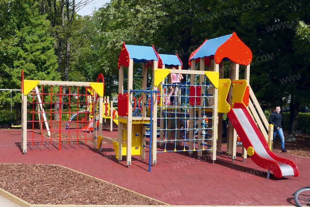 11 детских игровых площадок установят в Могочинском районе