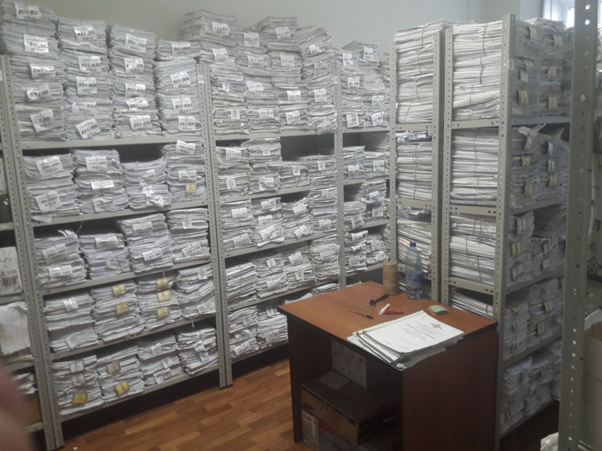 Организация документов в архиве суда