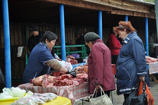 Свыше ста пятидесяти тонн сельхозпродукции было продано за три дня ярмарки «Золотая осень Забайкалья 2015»