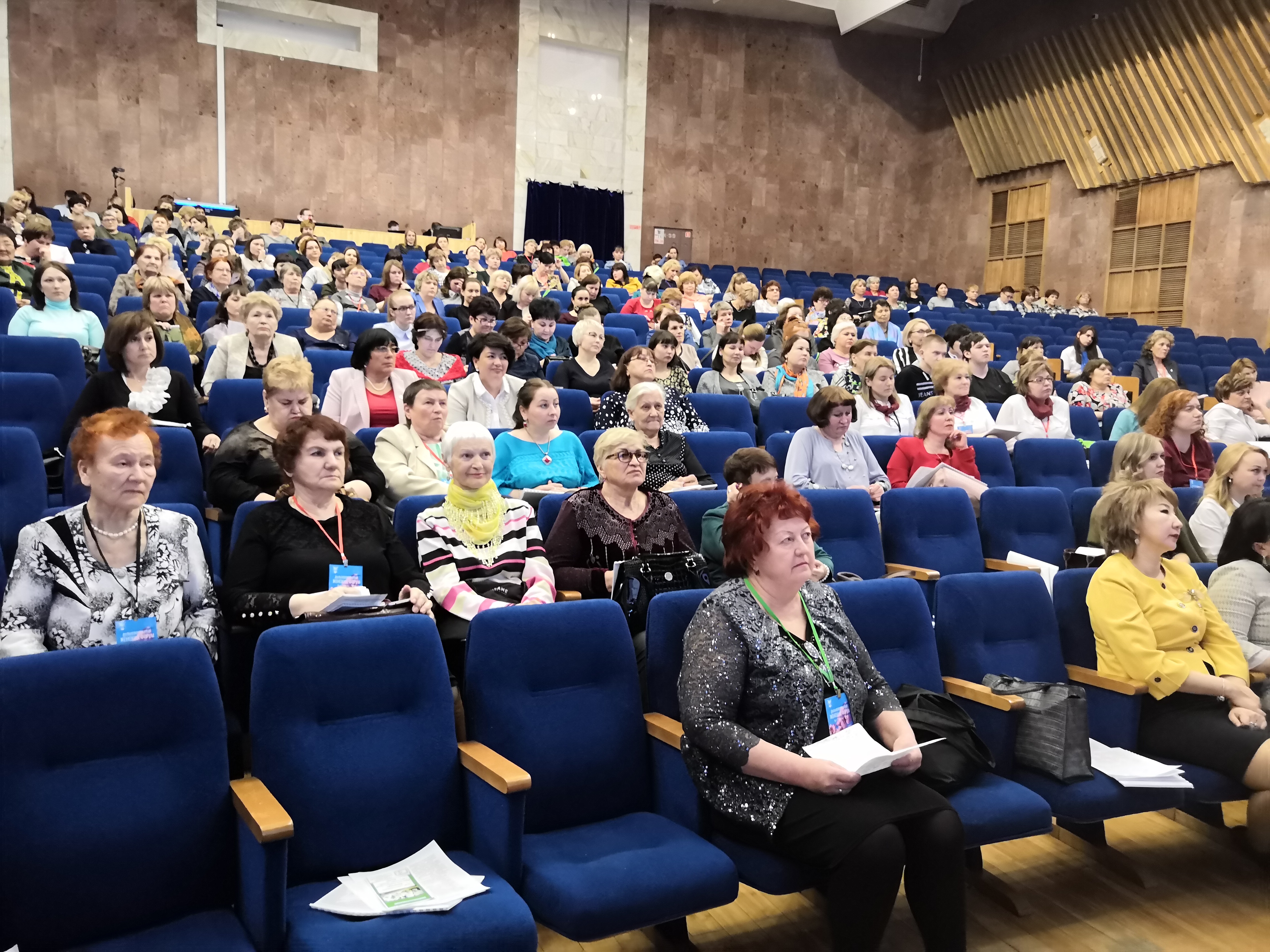 Более 4000 человек получают помощь в Центре «Росток»