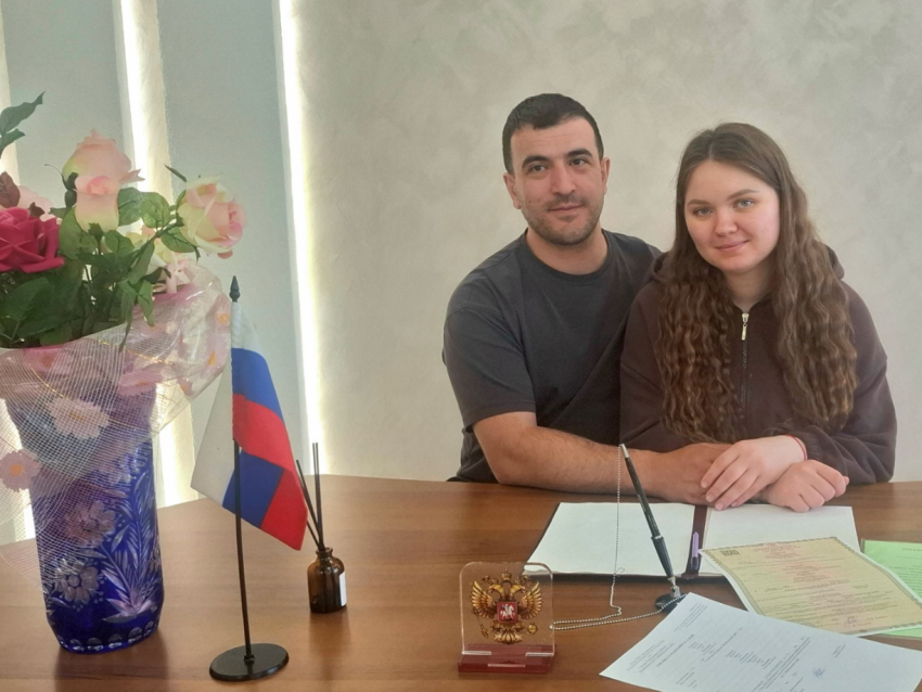 ​«Сладкогласная»: в Ключевском у Масиса и Дарьи родился первенец